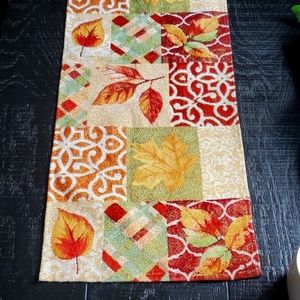 FLORAL TAPESTRY LEAF 67.5 X 13 INCH TABLE RUNNER GOLD THREAD AUTUMN FALL  COLORS